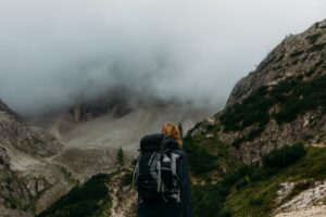 Read more about the article Mastering Nature’s Call: The Ultimate Guide to Pooping in the Wilderness