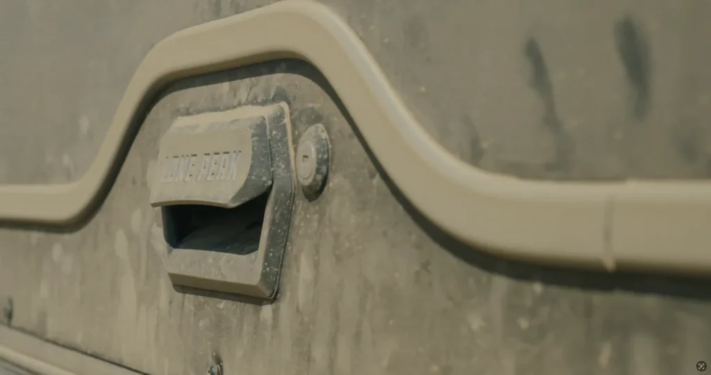 Lone Peak Camper V2: What’s New, What Matters, and Should You Upgrade? 2 Latch 1